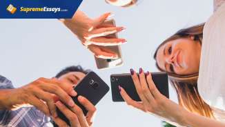 Using Smart Phones in School Using Smart Phones in School
